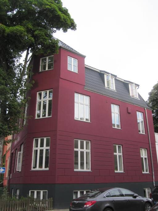 Sunny Apartment At Rostock - Pink Eksteriør bilde