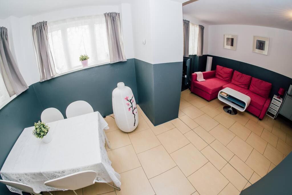 Apartment At Rostock - Pink Eksteriør bilde